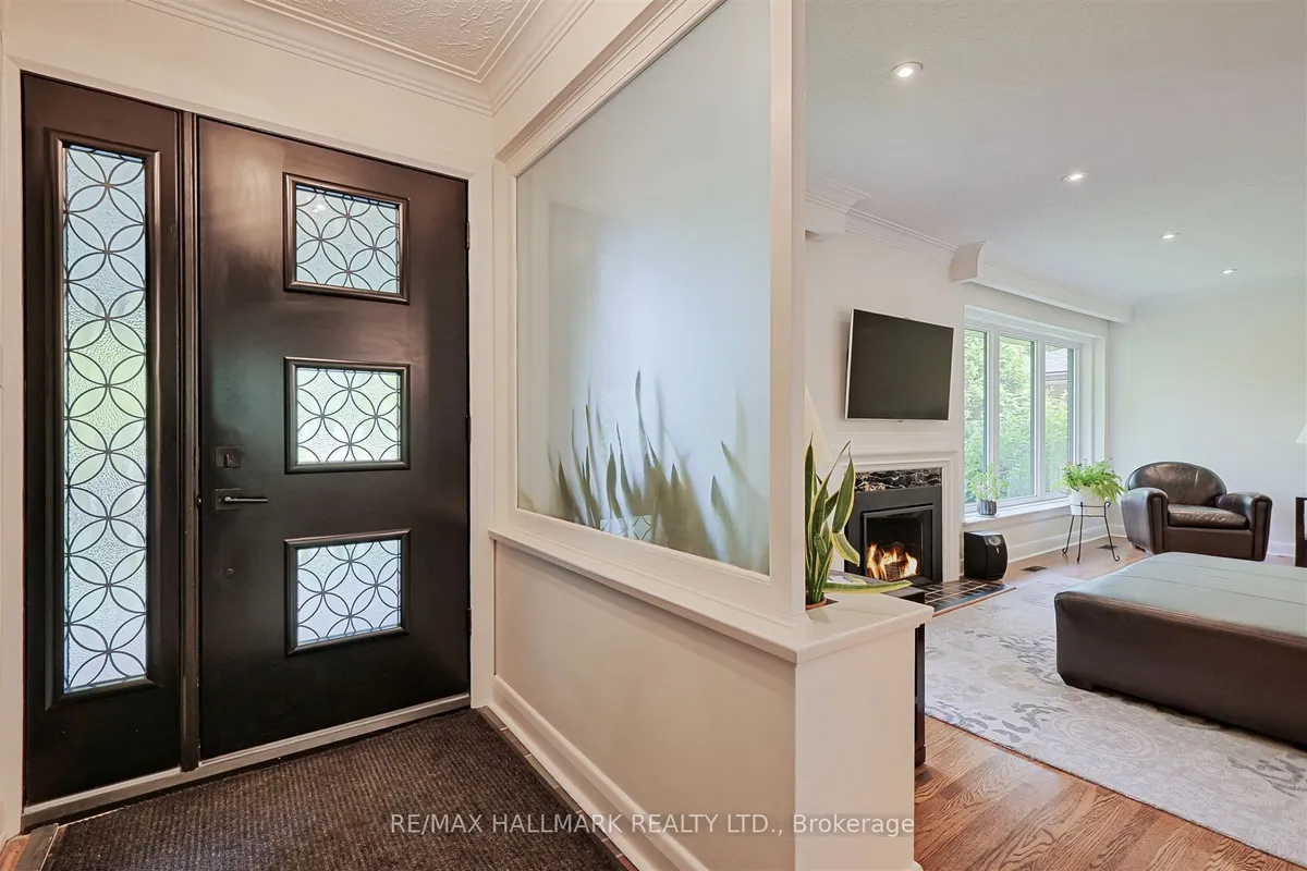 1616 Islington Avenue, ON M9A 3M6