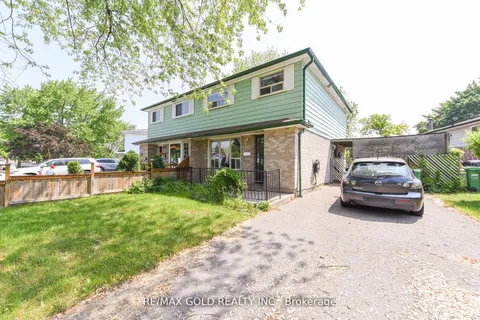 29 Glenmore Crescent, ON L6S 1H9