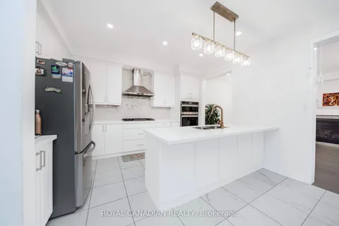 104 Branigan Crescent, ON L7G 0M8