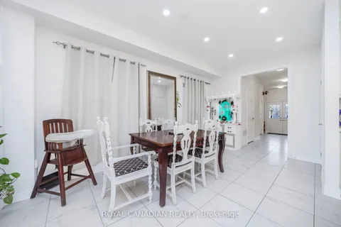 104 Branigan Crescent, ON L7G 0M8