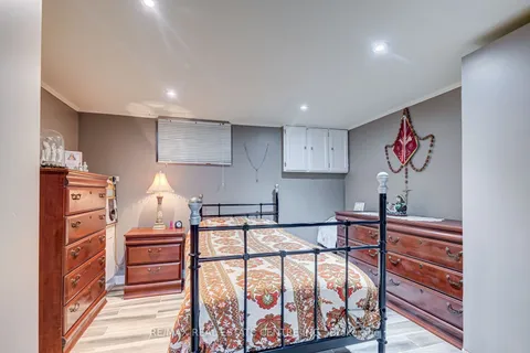 6 Eastern Avenue, ON L6W 1X6