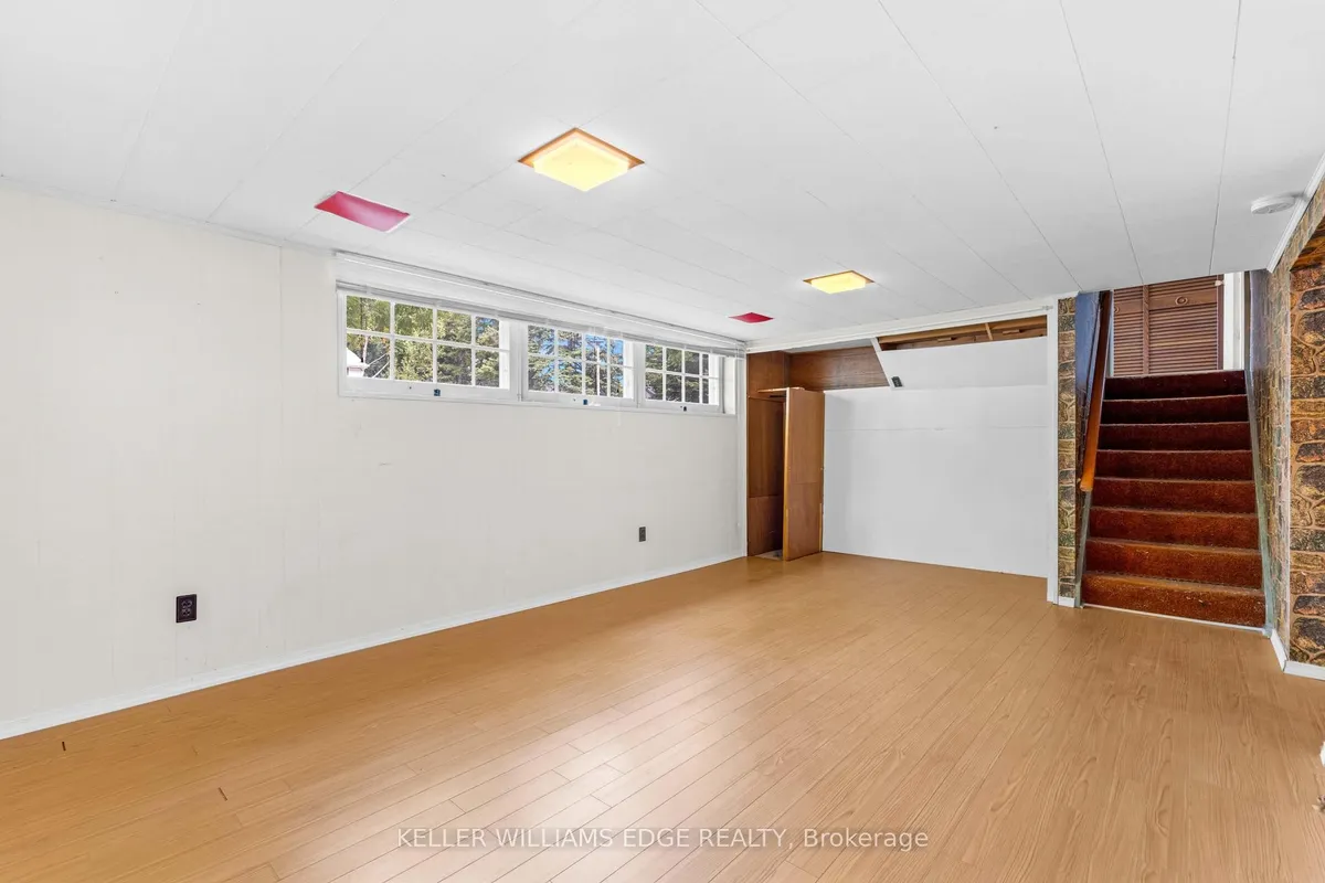 1 Alderway Avenue, ON L6Y 2B5