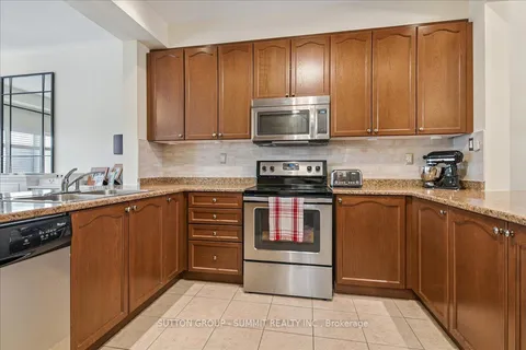 242 Andrews Trail, ON L9T 6S6