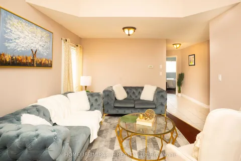 44 Edgar Road, ON L7E 2J9