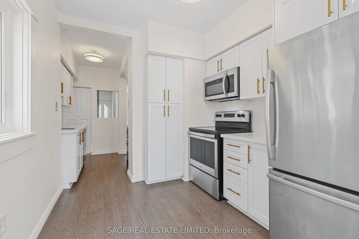 24 Morland Road, ON M6S 2M8