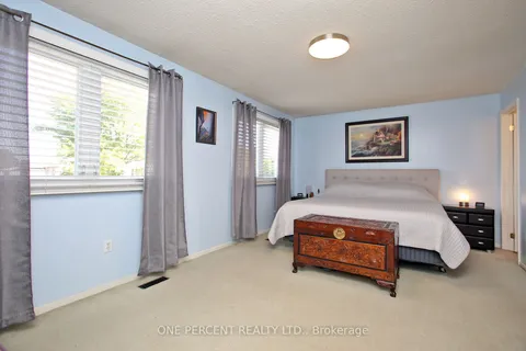 72 Malabar Crescent, ON L6S 3X8