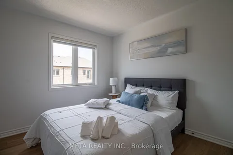 1359 William Halton Parkway, ON L6H 7B3