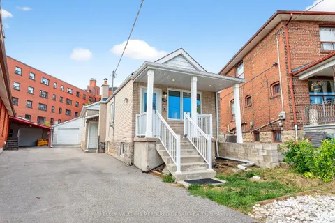 116 Branstone Road, ON M6E 4E5