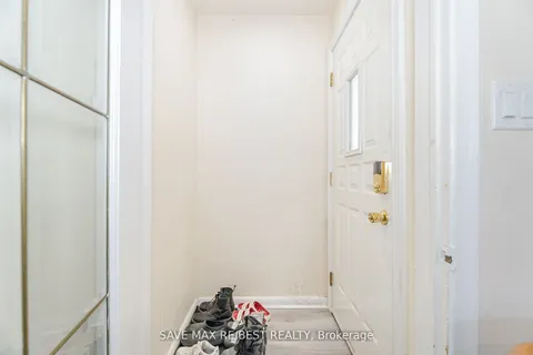 29 Brookmere Road, ON M9W 2X5