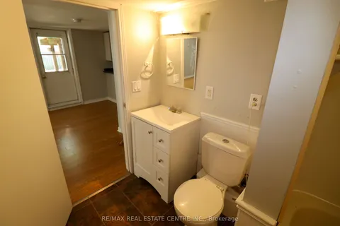 17B Amanda Street, ON L9W 2J9