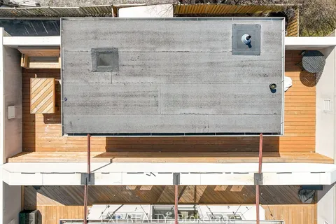 2351 Lakeshore Road, ON L6L 1H4