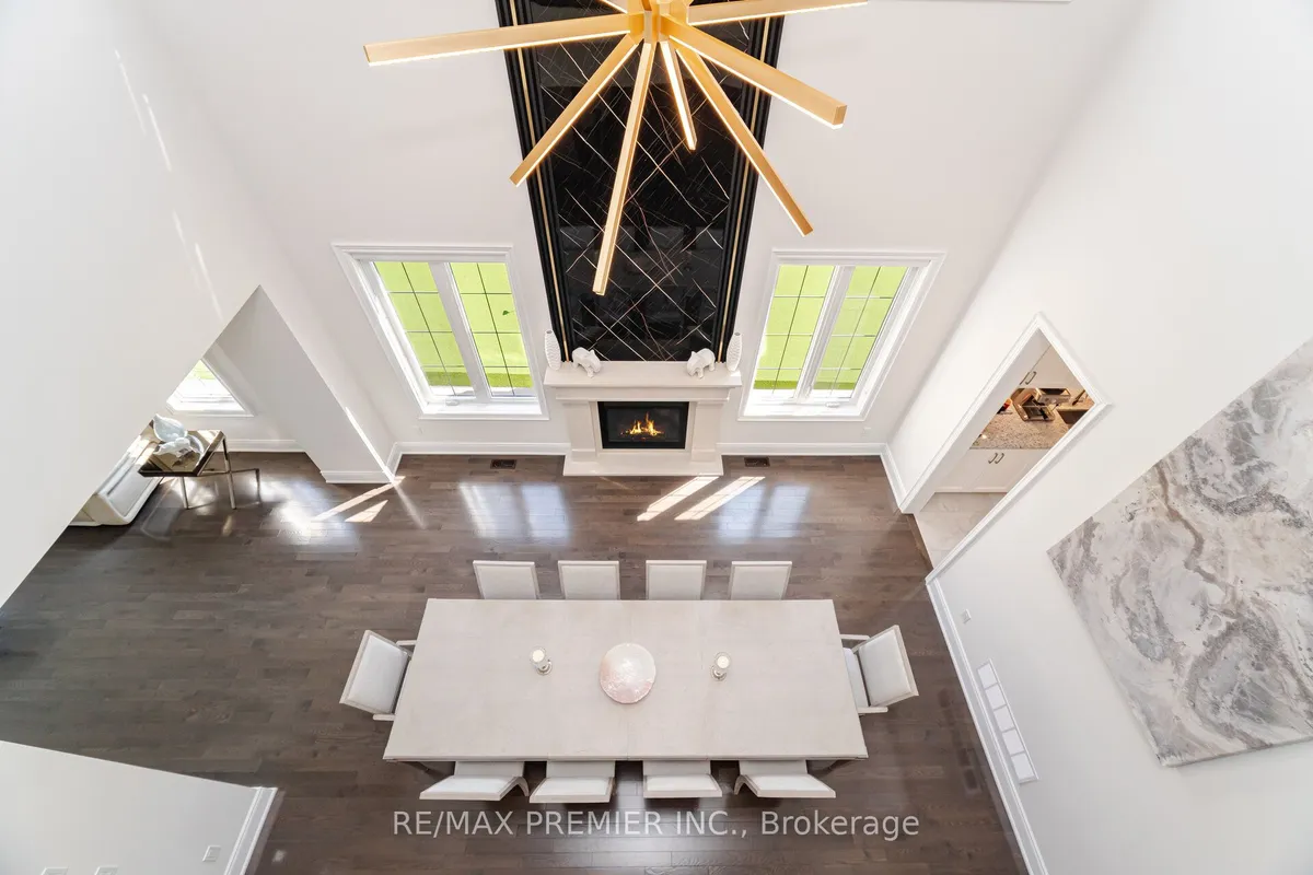 18 Erintown Crescent, ON L6P 4H2