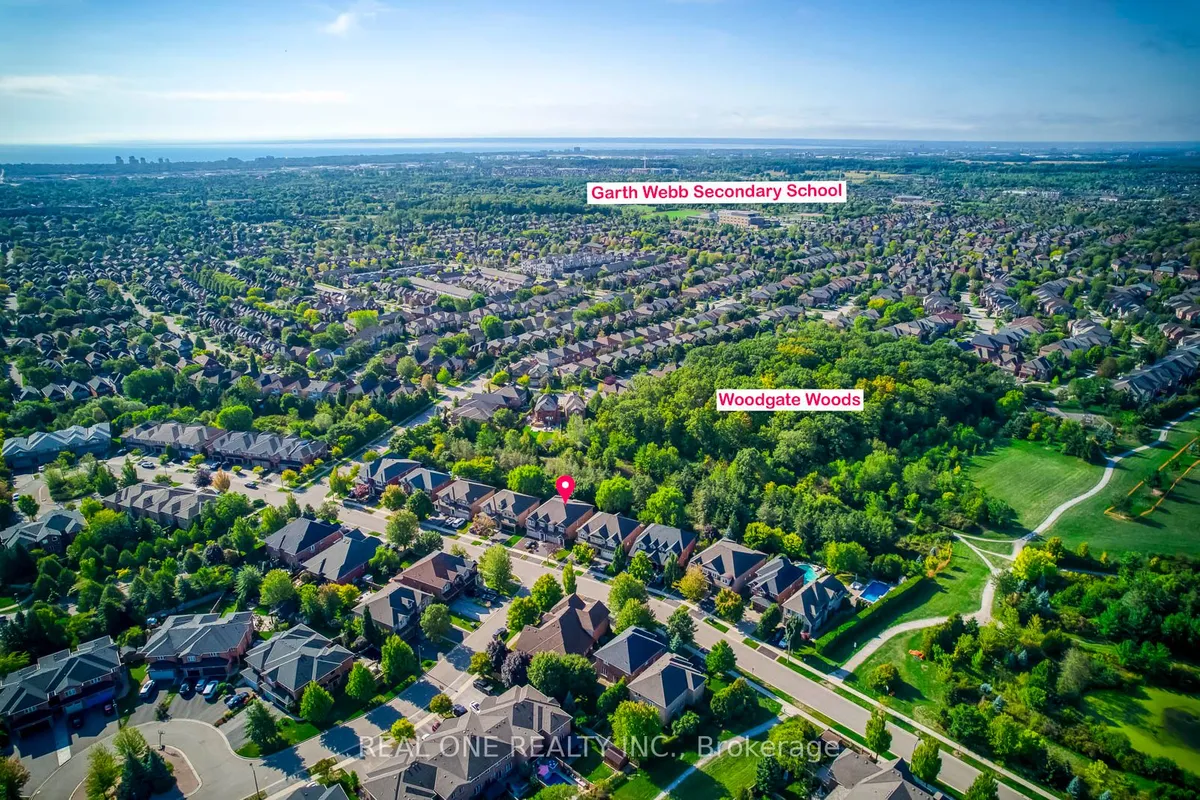 2296 Parkglen Avenue, ON L6M 4R3