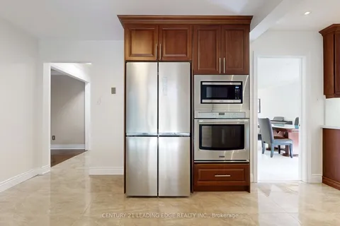 10 VIVALDI Crescent, ON L6Y 2S2