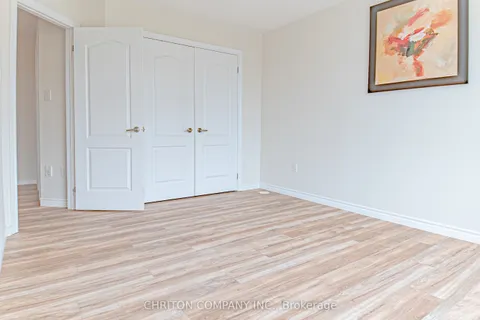 2435 Greenwich Drive, ON L6M 0S4