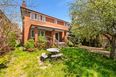 2602 Mason Heights, ON L5B 2S2