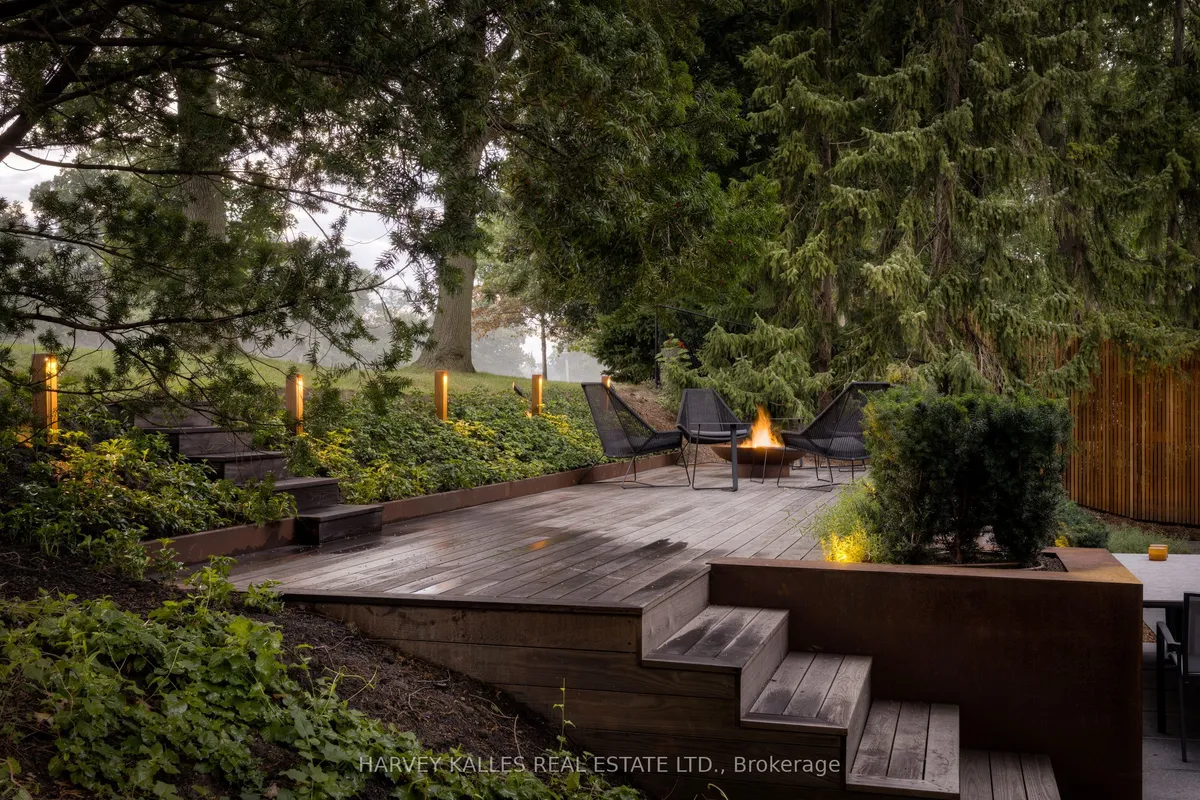 30 Edenbrook Hill, ON M9A 3Z6