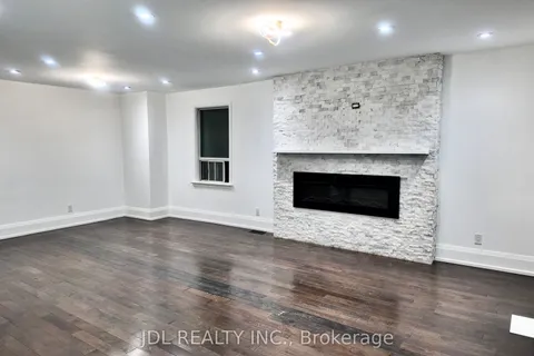 132 Edgecroft Road, ON M8Z 2C3