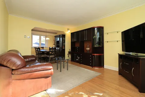 66 Cartwright Avenue, ON M6A 1T9