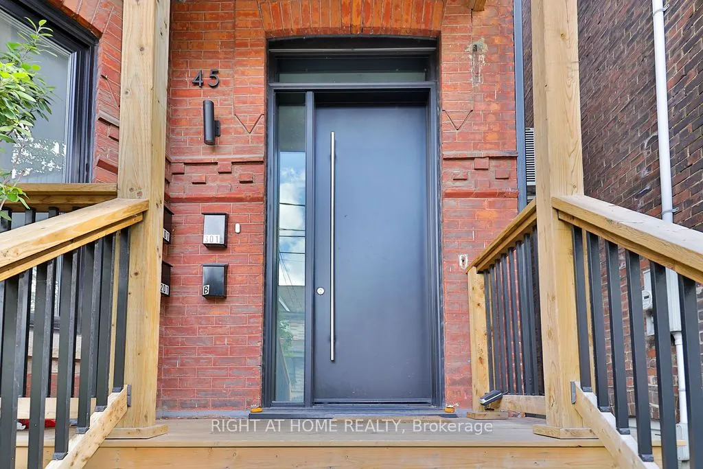 45 Brock Avenue, ON M6K 2K9