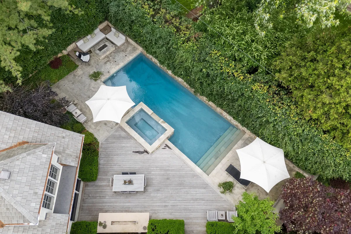 243 Alscot Crescent, ON L6J 4R5