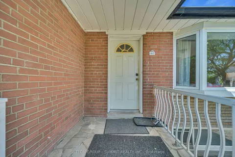 465 Seaton Drive, ON L6L 3Y3