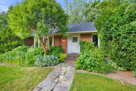 56 Edenvale Crescent, ON M9A 4A6