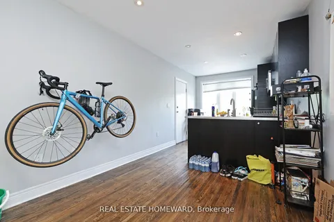 156 Royal York Road, ON M8V 2V3