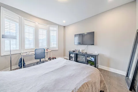 3096 Daniel Way, ON L6H 0V1