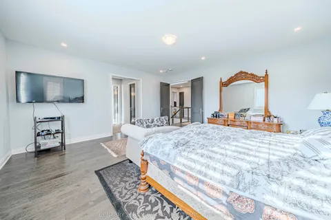 3096 Daniel Way, ON L6H 0V1