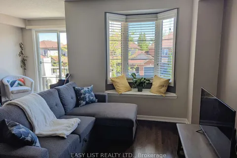 165 Hampshire Way, ON L9T 8M7