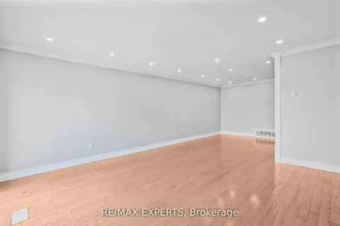 36 Elderwood Place, ON L6V 3N3