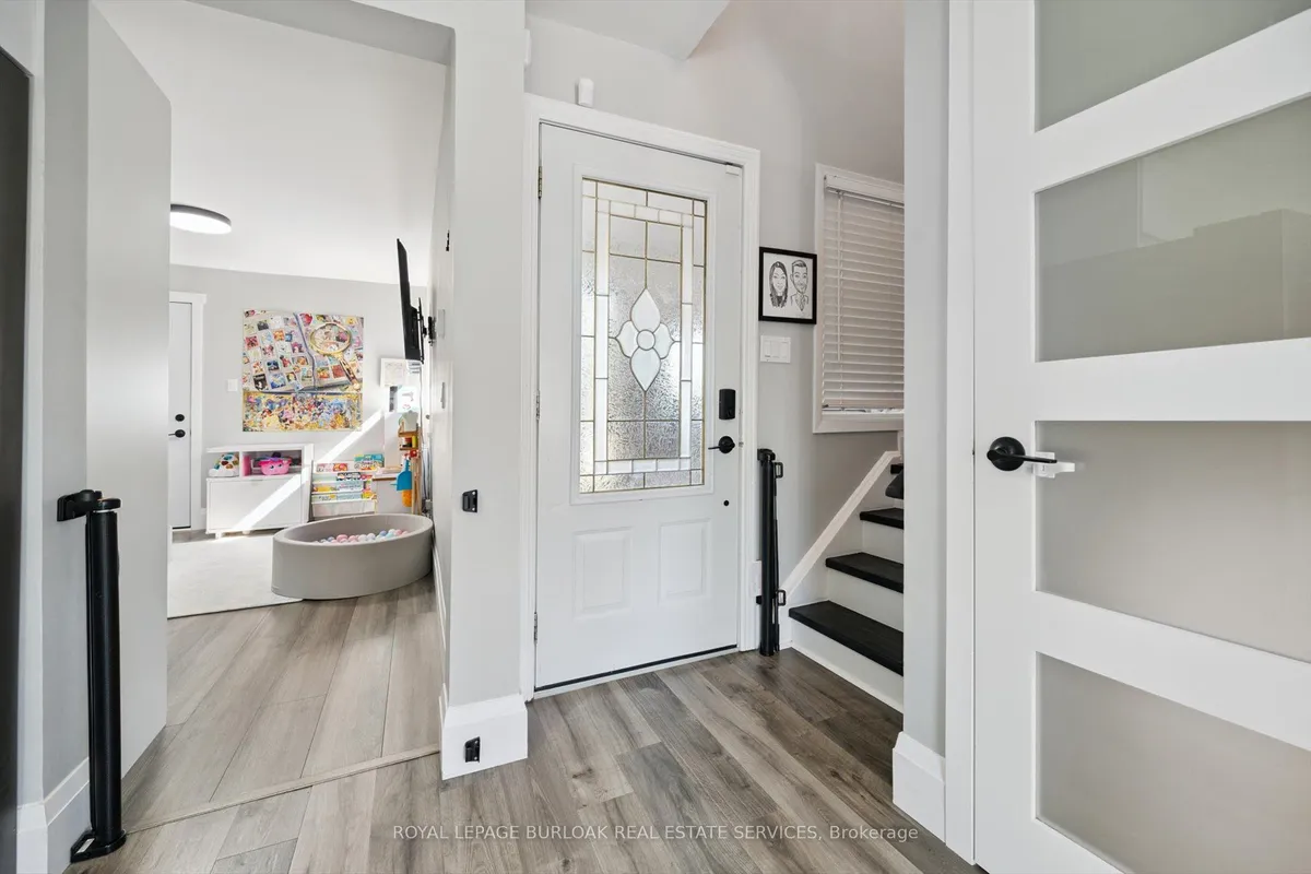 2152 Pelee Boulevard, ON L6H 4C8