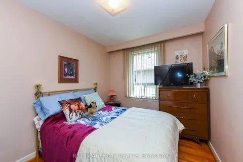 44 Birgitta Crescent, ON M9C 3W4