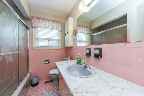 44 Birgitta Crescent, ON M9C 3W4