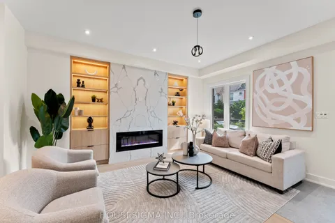 204 Franklin Avenue, ON M6P 3Z3