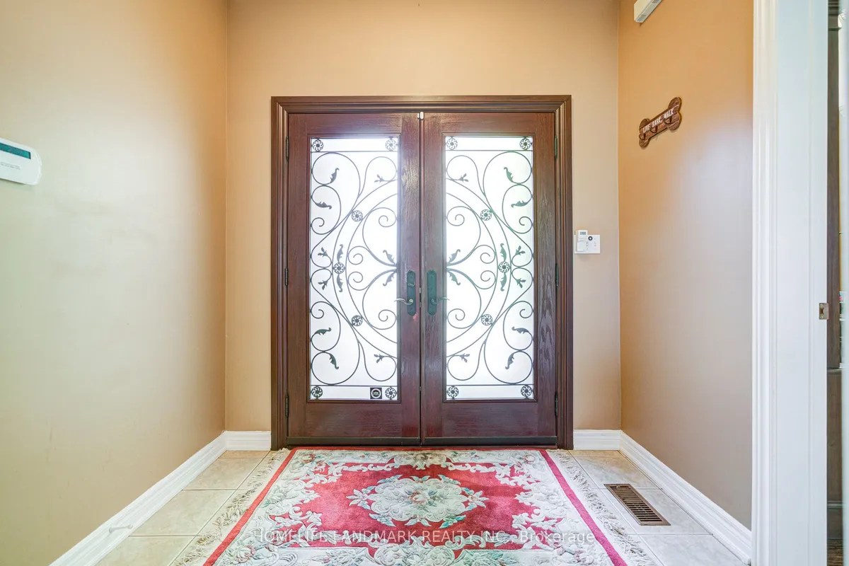 1388 Pinery Crescent, ON L6H 7J7