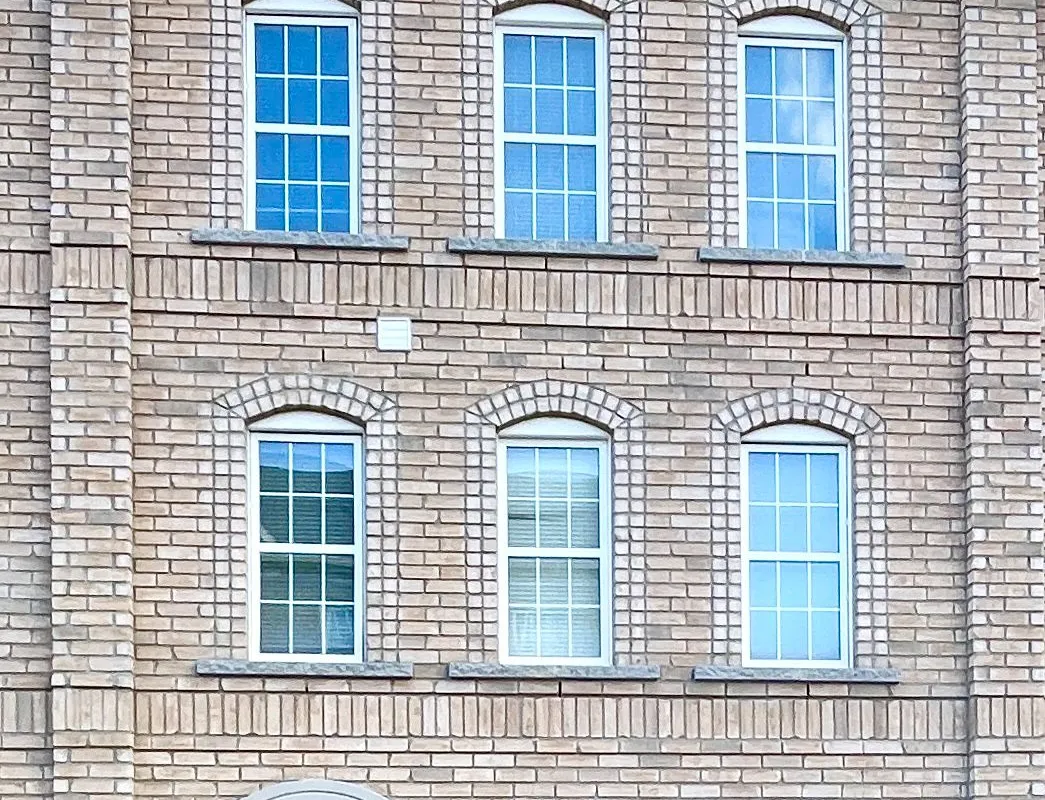 2280 Baronwood Drive, ON L6M 0K4