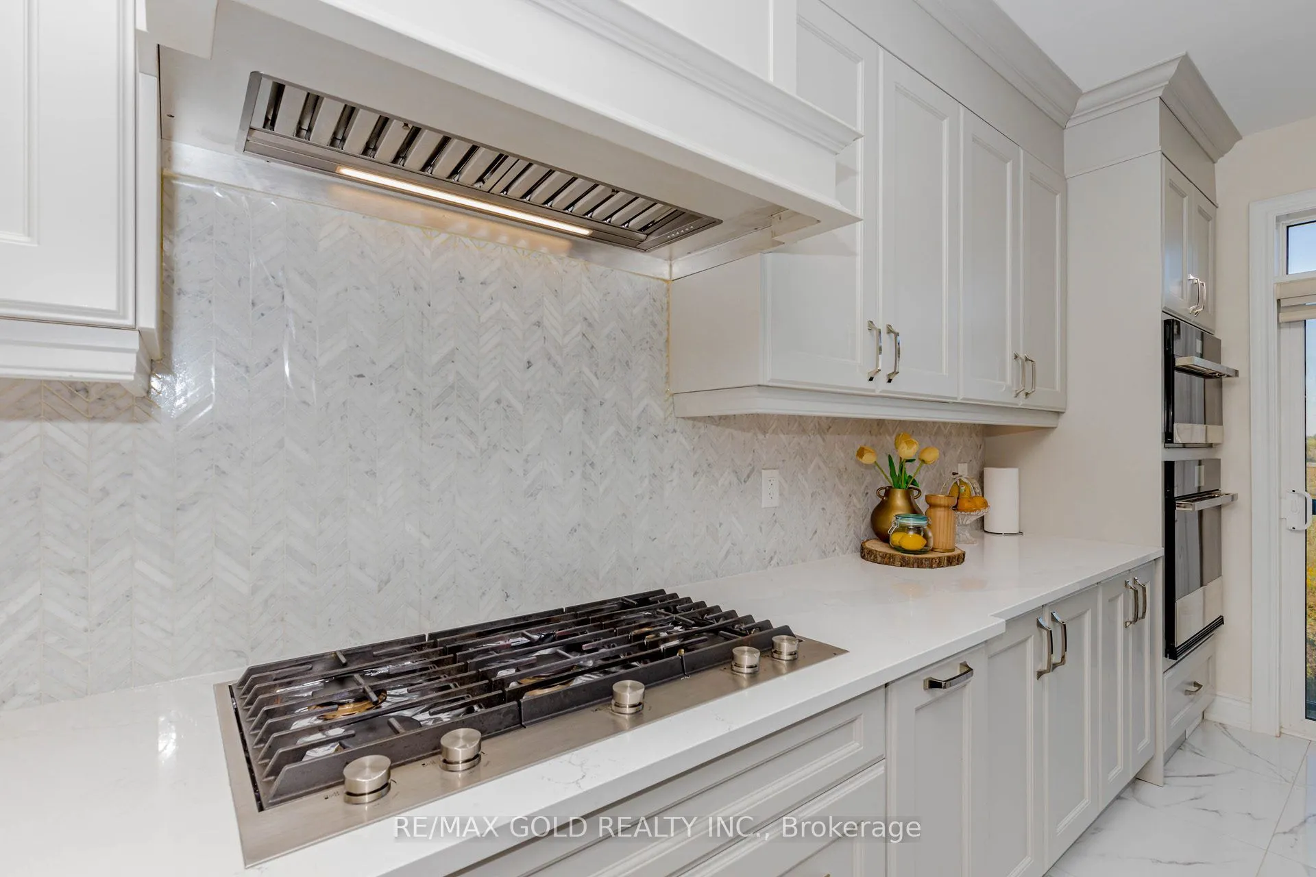 32 Claremount Drive, ON L6R 4G4