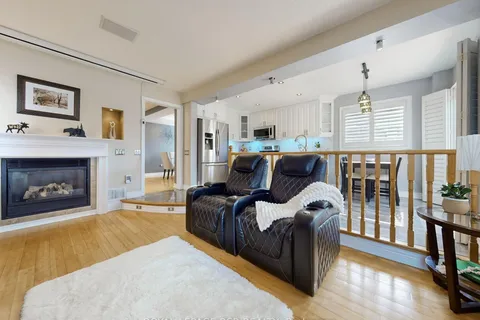 28 Wakely Boulevard, ON L7E 2G9