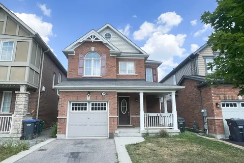 27 Leadenhall Road, ON L7A 4G4