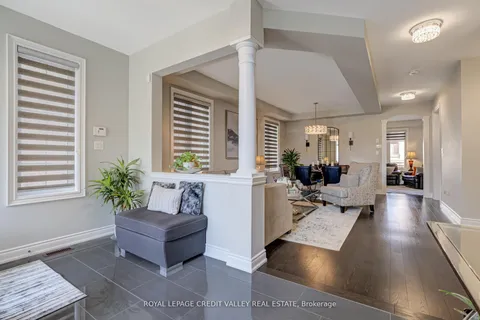 44 Walbrook Road, ON L6X 4N4