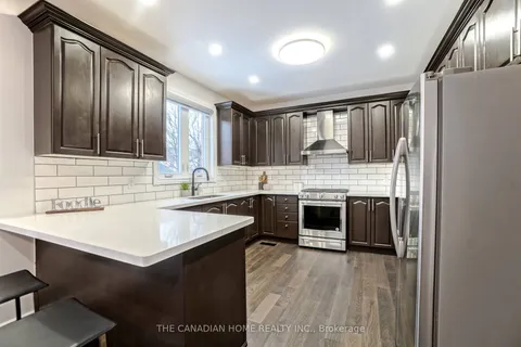 379 Burloak Drive, ON L6L 6W8