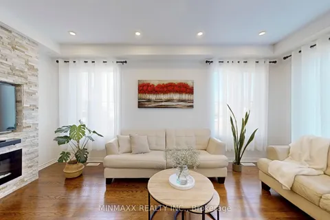 257 Hinton Terrace, ON L9E 1C8