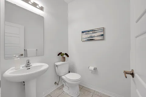 59 Henry Crescent, ON L9T 9A4