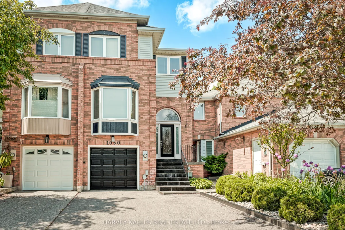 1050 Lindsay Drive, ON L6M 3B5