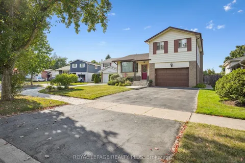 2335 Wyandotte Drive, ON L6L 2T4