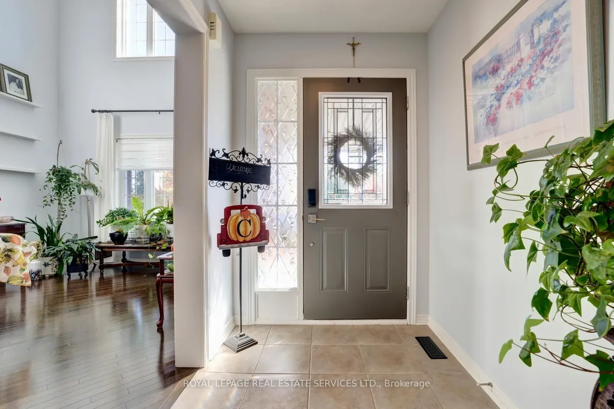 35 Aiken Crescent, ON L9W 0B2