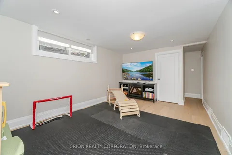 86 Park Street, ON L5H 1L3