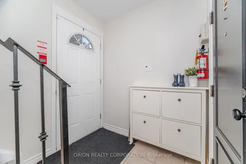 86 Park Street, ON L5H 1L3